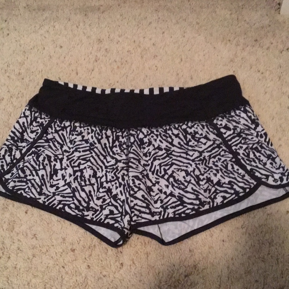 Lululemon Athletica speed short